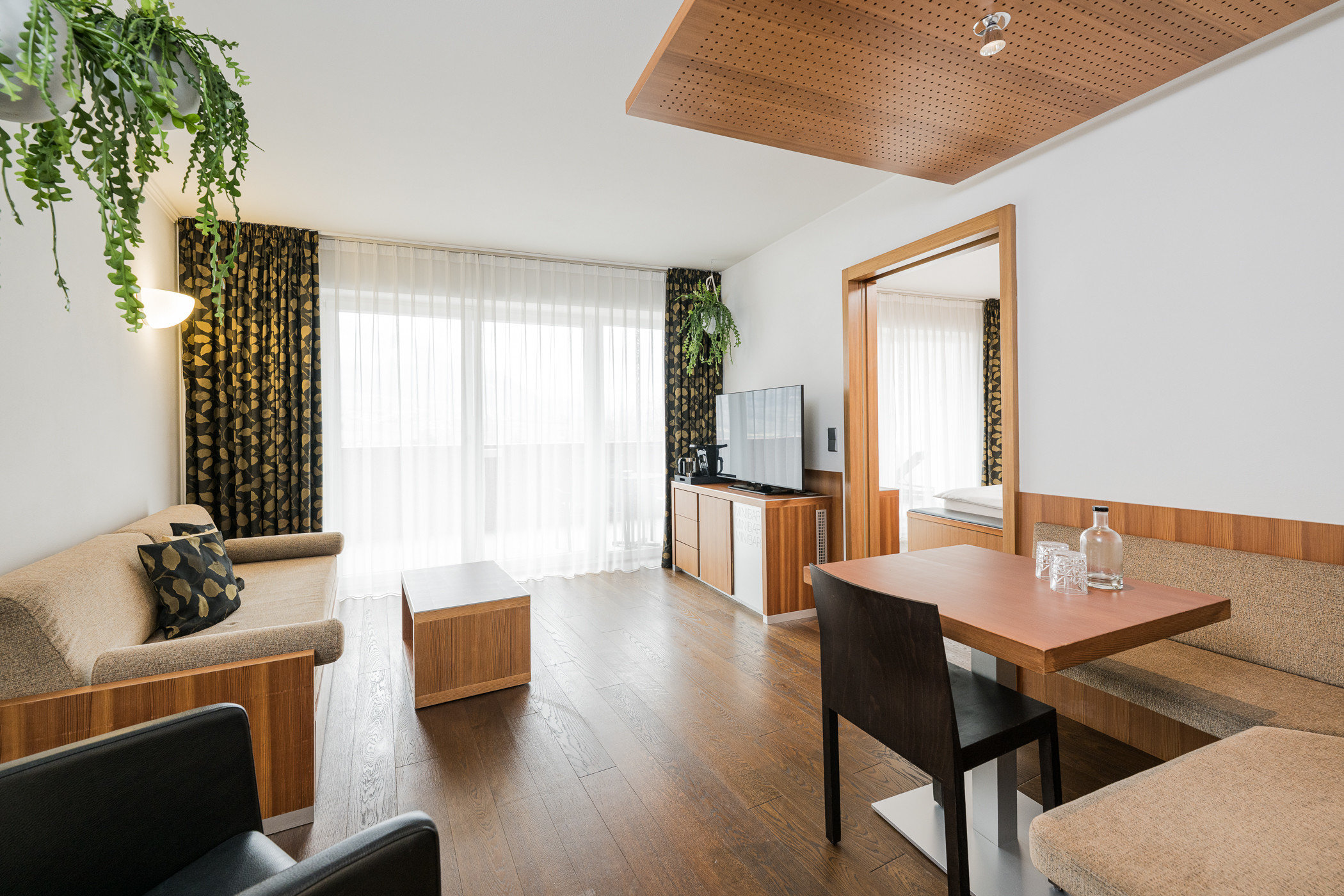 Reschen Suite 3