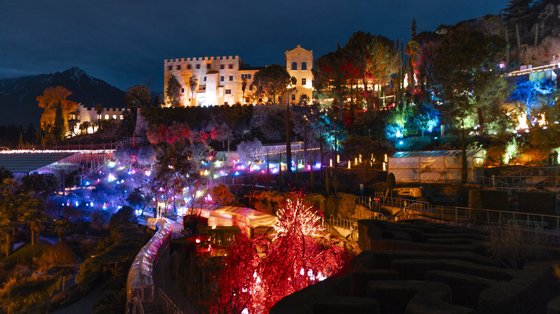 schloss_trauttmansdorff_lumagica_gesamt_2
