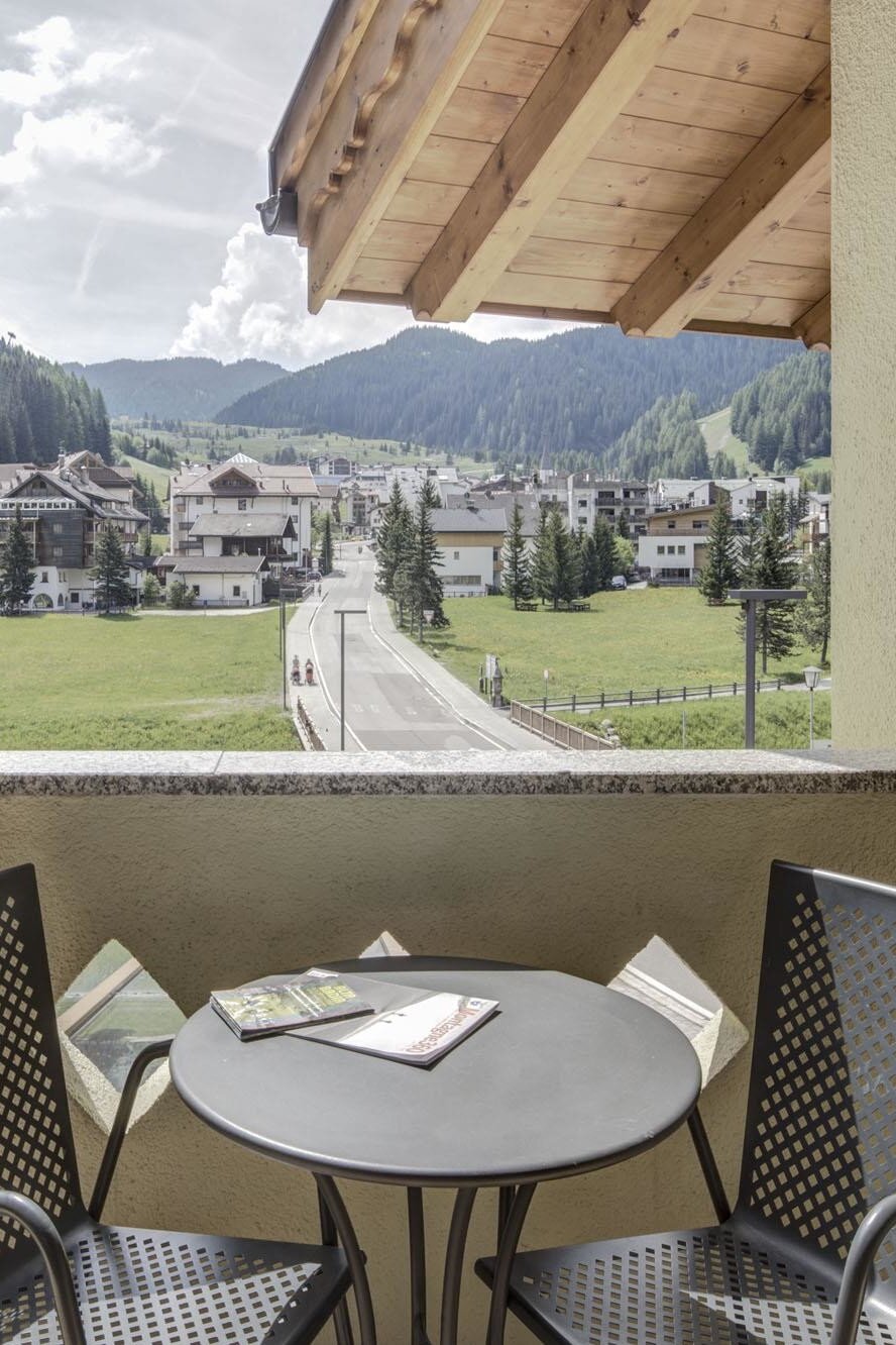 Berg/Dorf-Aussicht erste Etage